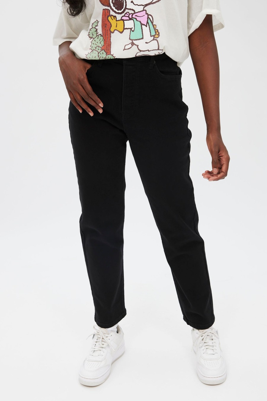 Aux Femmes Notes bleues | Pantalon Mom A Jambe Droite Et Taille Tres Haute Noir