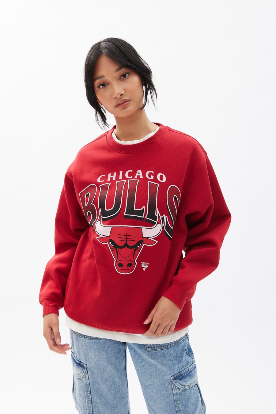 Aux Femmes Aéropostale Sweats A Capuche + Sweat-Shirts | Sweat-Shirt Surdimensionne A Col Rond Et Graphique Chicaco Bulls Rouge