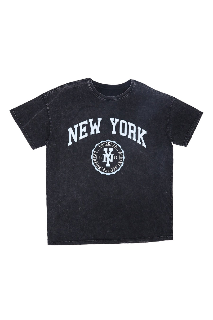 Aux Femmes Notes bleues Destination | T-Shirt Petit Ami Graphique Avec Ecusson De La Ville De New York Rincage Noir