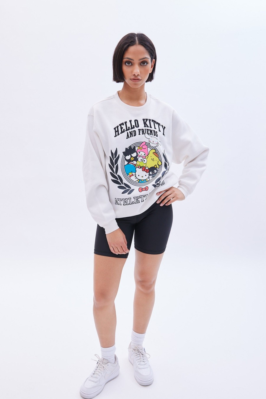 Aux Femmes Aéropostale Sweats A Capuche + Sweat-Shirts | Hello Kitty And Friends Athletic Club Sweat-Shirt Surdimensionne A Col Ras Du Cou Creme