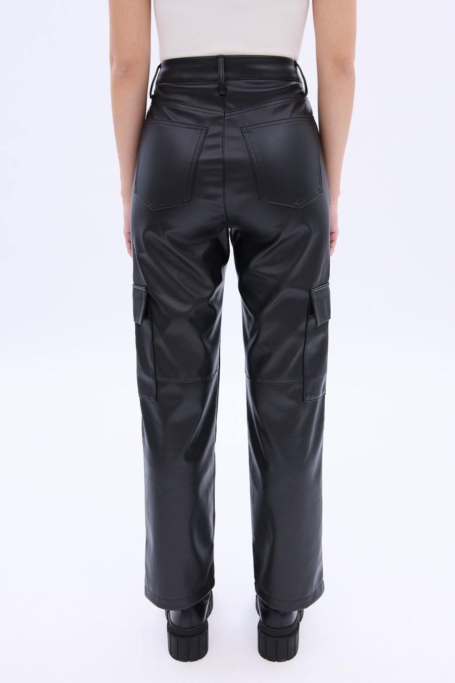 Aux Femmes Notes bleues Cargos + Parachute | Pantalon Cargo Droit Taille Haute En Similicuir Noir