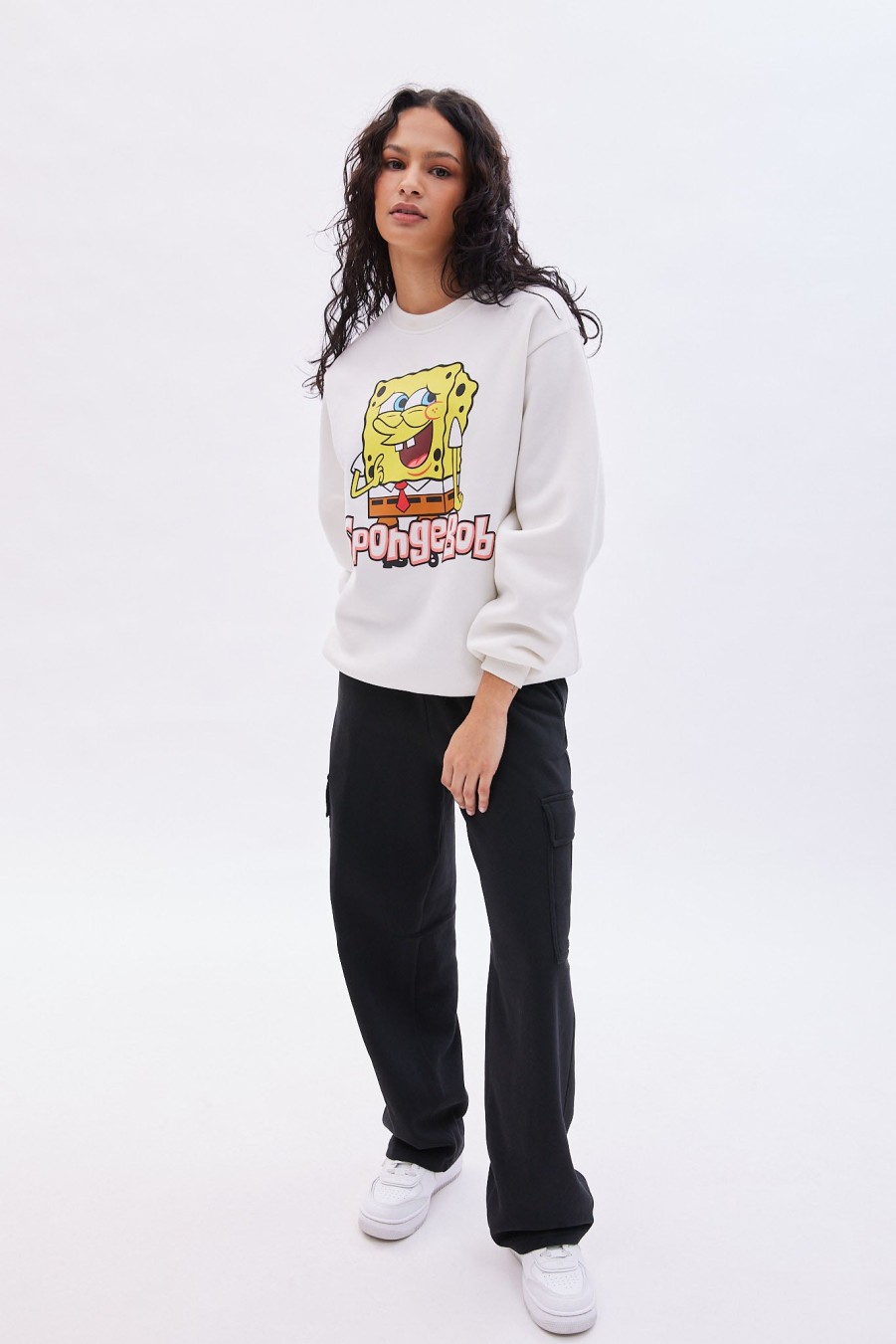 Aux Femmes Aéropostale Sweats A Capuche + Sweat-Shirts | Sweat-Shirt Surdimensionne A Col Ras Du Cou Graphique Bob L'Eponge Creme